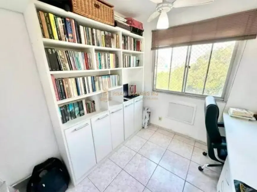 Foto 8 de Apartamento com 2 quartos à venda, 46m2 em Anil, Rio De Janeiro - RJ