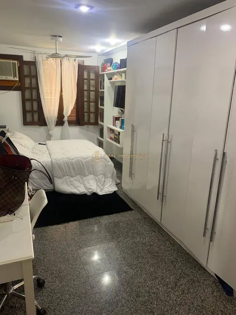 Casa com 3 quartos à venda em Taquara, Rio De Janeiro - RJ - imagem 8 Foto 8 de Casa com 3 quartos à venda em Taquara, Rio De Janeiro - RJ