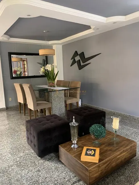 Casa com 3 quartos à venda em Taquara, Rio De Janeiro - RJ - imagem 4 Foto 4 de Casa com 3 quartos à venda em Taquara, Rio De Janeiro - RJ