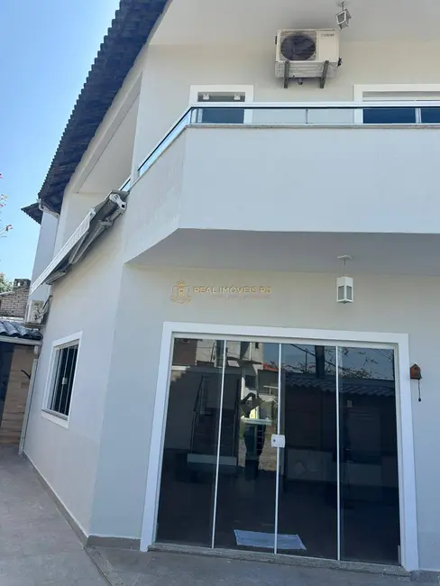 Foto 2 de Casa com 3 quartos à venda, 181m2 em Freguesia (Jacarepaguá), Rio De Janeiro - RJ