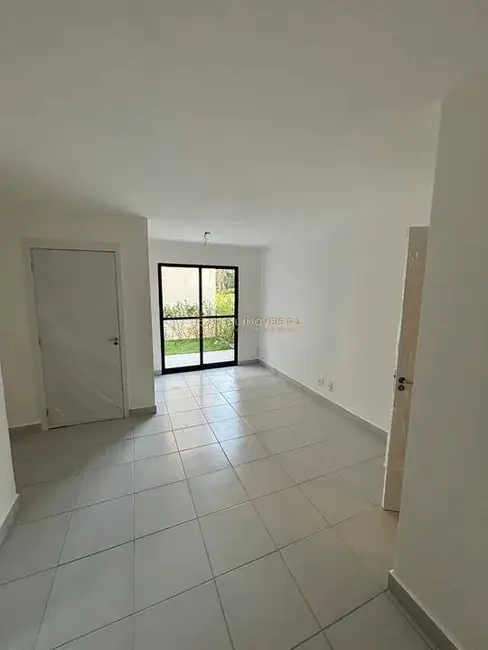 Foto 2 de Apartamento com 1 quarto para alugar, 63m2 em Vargem Grande, Rio De Janeiro - RJ