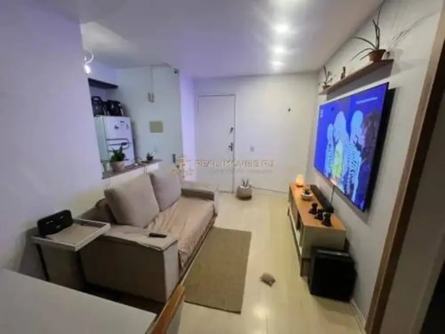 Foto 2 de Apartamento com 2 quartos à venda, 56m2 em Jacarepaguá, Rio De Janeiro - RJ