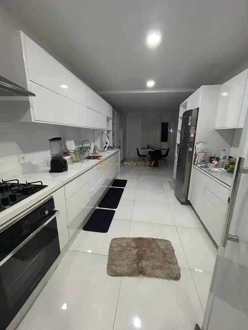 Foto 8 de Casa com 3 quartos à venda, 430m2 em Vargem Pequena, Rio De Janeiro - RJ