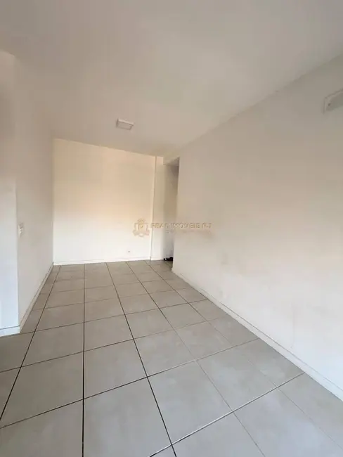 Foto 3 de Apartamento com 3 quartos para alugar, 75m2 em Freguesia (Jacarepaguá), Rio De Janeiro - RJ