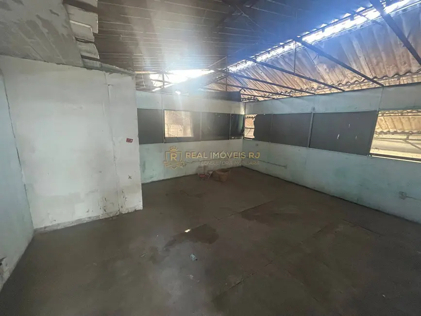 Armazém / Galpão para alugar, 460m2 em Ramos, Rio De Janeiro - RJ - imagem 6 Foto 6 de Armazém / Galpão para alugar, 460m2 em Ramos, Rio De Janeiro - RJ