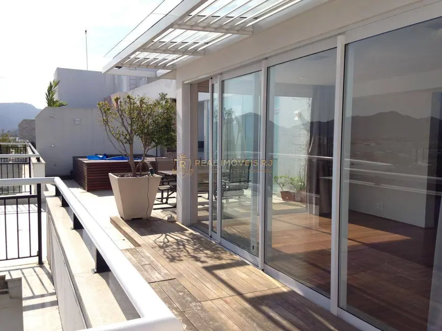 Apartamento com 3 quartos à venda, 258m2 em Recreio dos Bandeirantes, Rio De Janeiro - RJ - imagem 6 Foto 6 de Apartamento com 3 quartos à venda, 258m2 em Recreio dos Bandeirantes, Rio De Janeiro - RJ