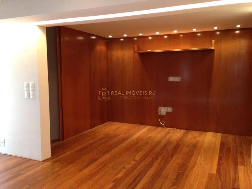 Apartamento com 3 quartos à venda, 258m2 em Recreio dos Bandeirantes, Rio De Janeiro - RJ - imagem 7 Foto 7 de Apartamento com 3 quartos à venda, 258m2 em Recreio dos Bandeirantes, Rio De Janeiro - RJ