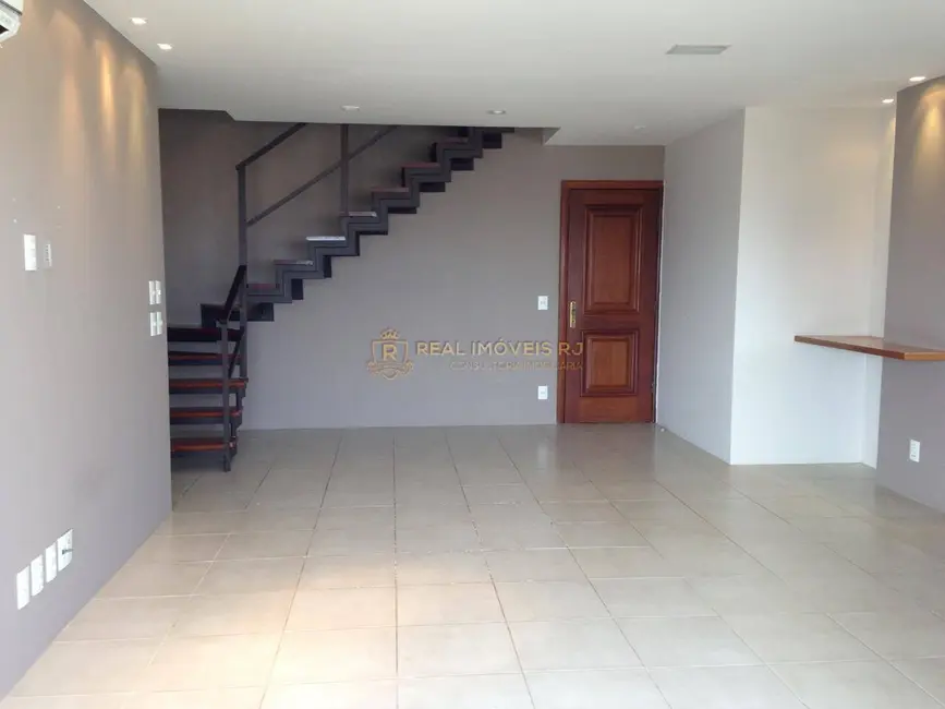 Apartamento com 3 quartos à venda, 258m2 em Recreio dos Bandeirantes, Rio De Janeiro - RJ - imagem 8 Foto 8 de Apartamento com 3 quartos à venda, 258m2 em Recreio dos Bandeirantes, Rio De Janeiro - RJ