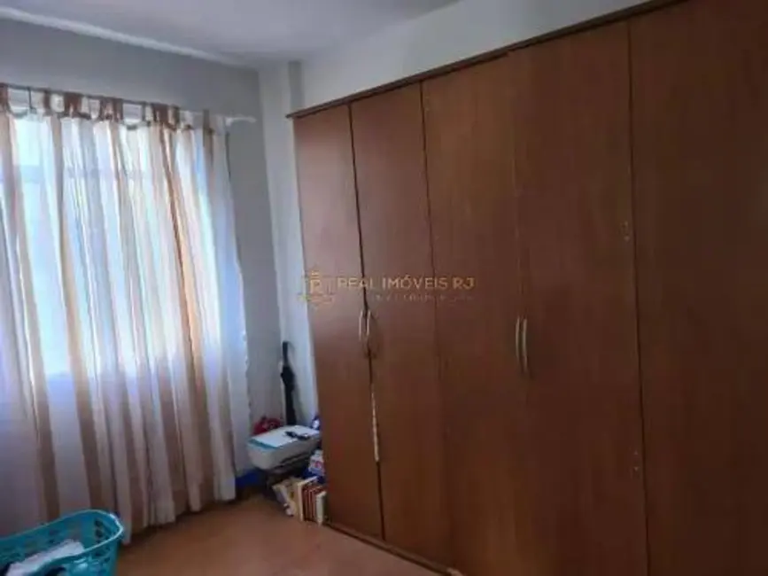 Apartamento à venda, 73m2 em Vila Valqueire, Rio De Janeiro - RJ - imagem 9 Foto 9 de Apartamento à venda, 73m2 em Vila Valqueire, Rio De Janeiro - RJ