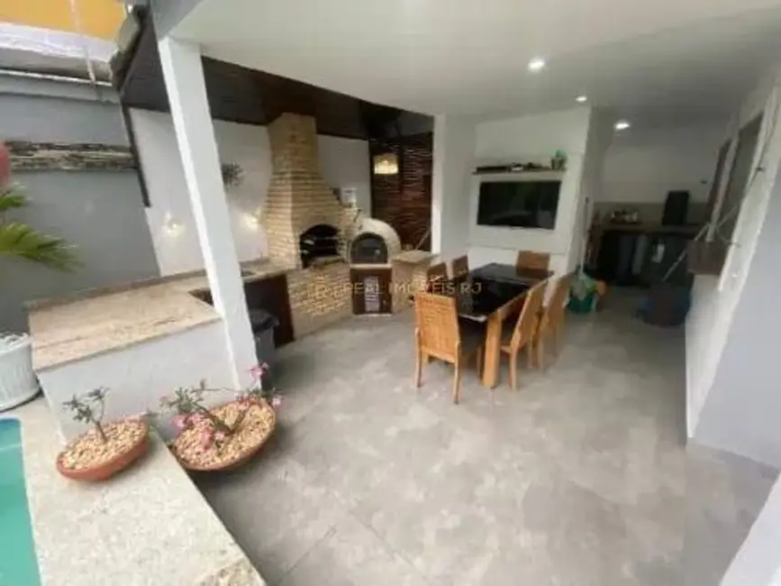 Foto 9 de Casa com 4 quartos à venda, 280m2 em Vargem Pequena, Rio De Janeiro - RJ