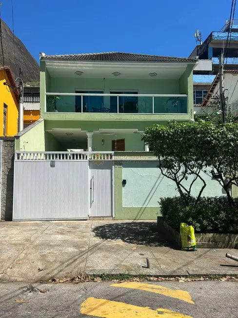 Foto 1 de Casa com 4 quartos à venda, 320m2 em Grajaú, Rio De Janeiro - RJ
