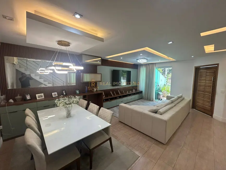 Foto 8 de Casa com 4 quartos à venda, 320m2 em Grajaú, Rio De Janeiro - RJ