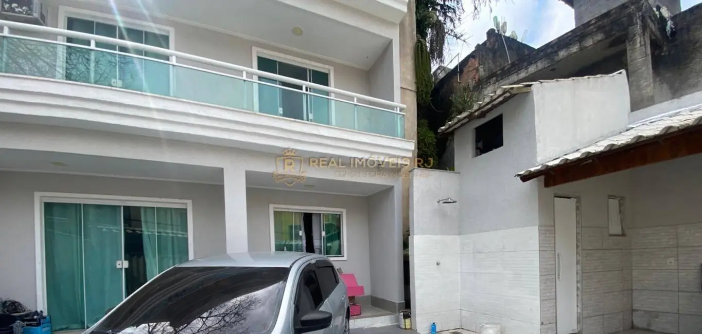Casa com 2 quartos à venda, 150m2 em Vila Valqueire, Rio De Janeiro - RJ - imagem 2 Foto 2 de Casa com 2 quartos à venda, 150m2 em Vila Valqueire, Rio De Janeiro - RJ