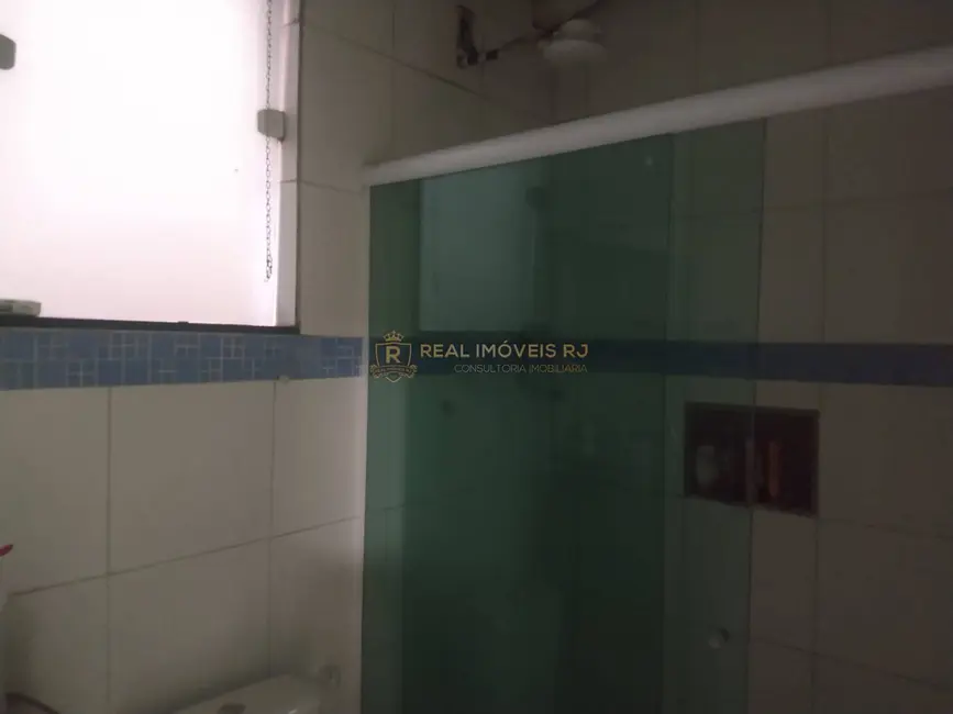 Casa com 2 quartos à venda, 150m2 em Vila Valqueire, Rio De Janeiro - RJ - imagem 6 Foto 6 de Casa com 2 quartos à venda, 150m2 em Vila Valqueire, Rio De Janeiro - RJ