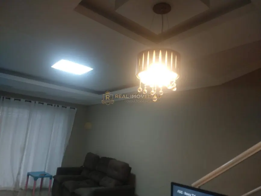 Casa com 2 quartos à venda, 150m2 em Vila Valqueire, Rio De Janeiro - RJ - imagem 7 Foto 7 de Casa com 2 quartos à venda, 150m2 em Vila Valqueire, Rio De Janeiro - RJ