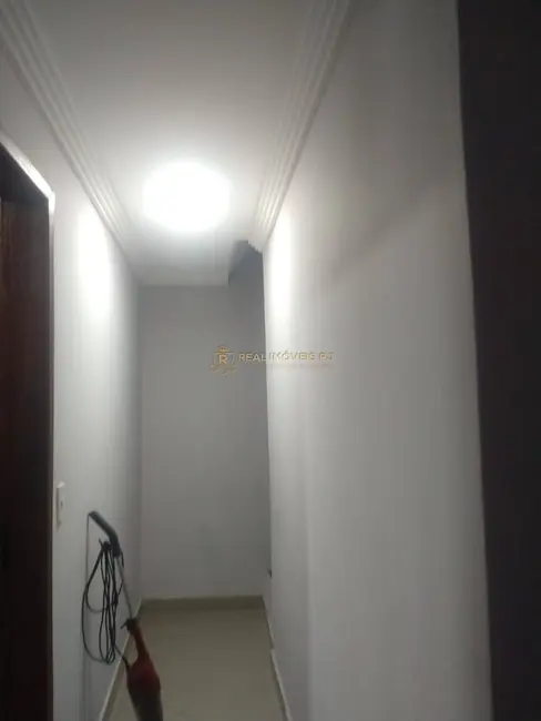 Casa com 2 quartos à venda, 150m2 em Vila Valqueire, Rio De Janeiro - RJ - imagem 9 Foto 9 de Casa com 2 quartos à venda, 150m2 em Vila Valqueire, Rio De Janeiro - RJ
