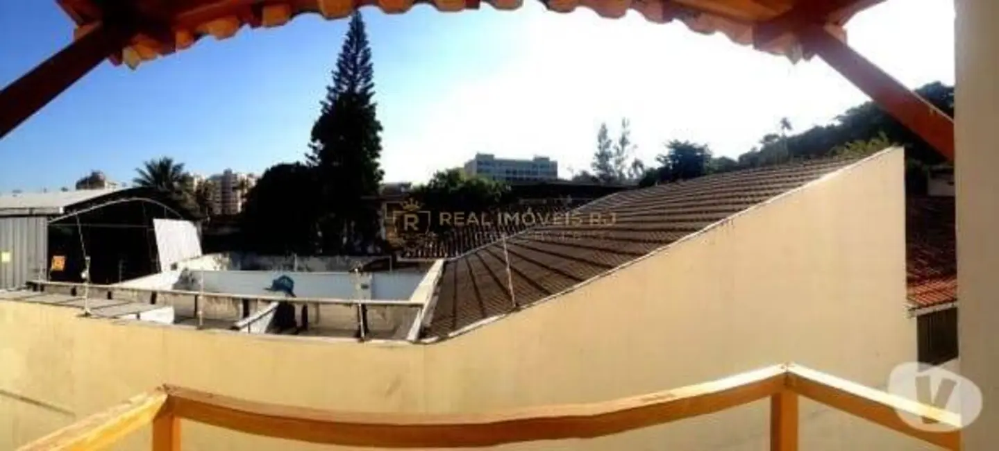 Casa com 6 quartos à venda, 200m2 em Pechincha, Rio De Janeiro - RJ - imagem 3 Foto 3 de Casa com 6 quartos à venda, 200m2 em Pechincha, Rio De Janeiro - RJ