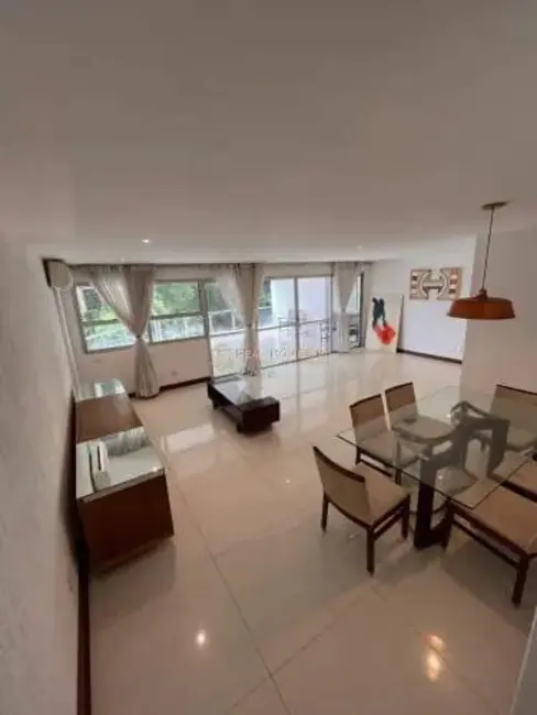 Apartamento com 3 quartos à venda, 193m2 em Recreio dos Bandeirantes, Rio De Janeiro - RJ - imagem 3 Foto 3 de Apartamento com 3 quartos à venda, 193m2 em Recreio dos Bandeirantes, Rio De Janeiro - RJ