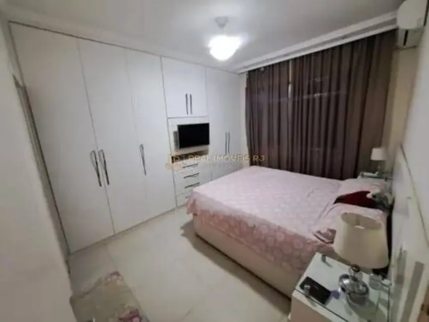 Foto 2 de Apartamento com 4 quartos à venda, 105m2 em Vila Valqueire, Rio De Janeiro - RJ