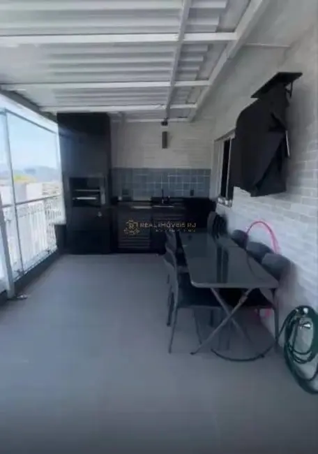 Foto 2 de Apartamento com 4 quartos à venda, 150m2 em Vila Valqueire, Rio De Janeiro - RJ