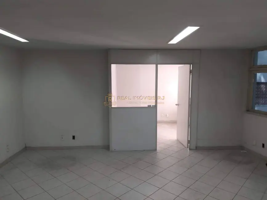 Sala Comercial à venda, 80m2 em Centro, Rio De Janeiro - RJ - imagem 9 Foto 9 de Sala Comercial à venda, 80m2 em Centro, Rio De Janeiro - RJ