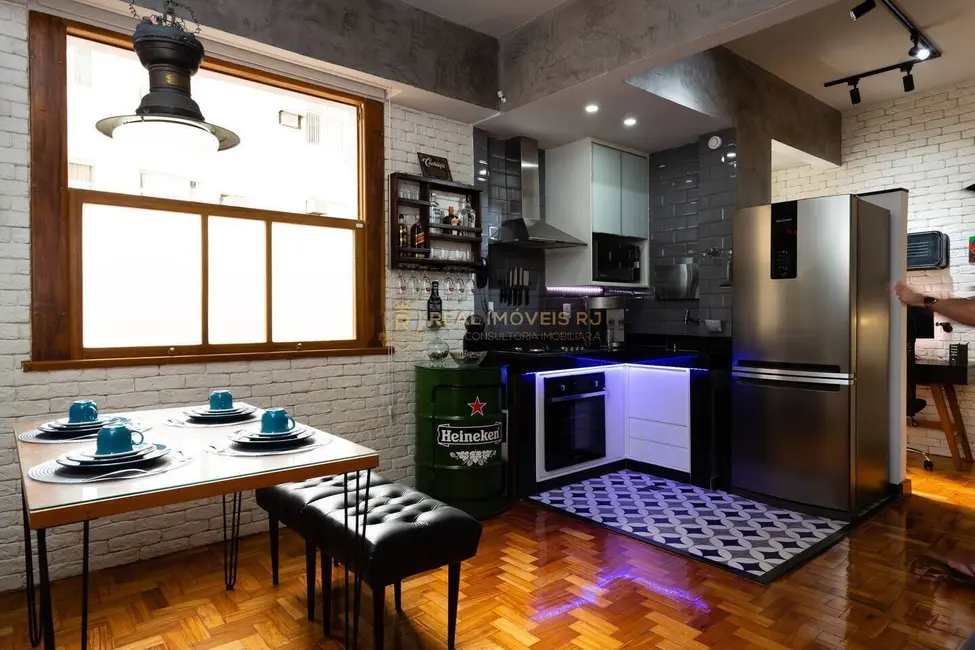 Apartamento com 1 quarto à venda, 40m2 em Copacabana, Rio De Janeiro - RJ - imagem 9 Foto 9 de Apartamento com 1 quarto à venda, 40m2 em Copacabana, Rio De Janeiro - RJ