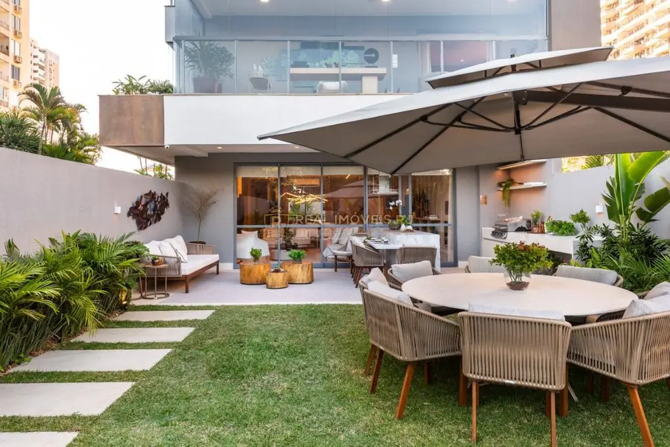 Casa com 3 quartos à venda, 320m2 em Barra da Tijuca, Rio De Janeiro - RJ - imagem 5 Foto 5 de Casa com 3 quartos à venda, 320m2 em Barra da Tijuca, Rio De Janeiro - RJ