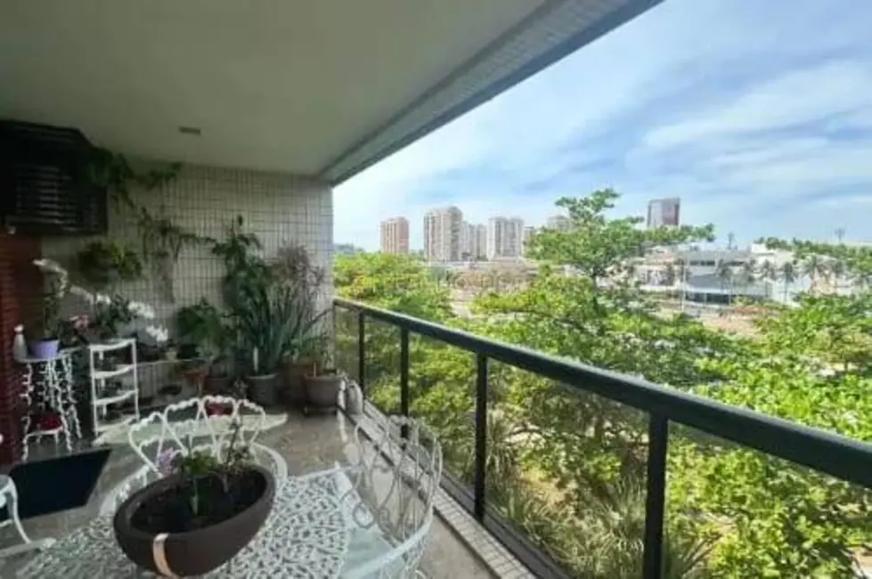 Foto 1 de Apartamento com 4 quartos à venda, 135m2 em Barra da Tijuca, Rio De Janeiro - RJ