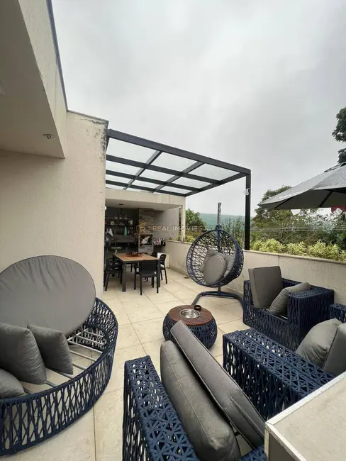 Casa com 4 quartos à venda, 232m2 em Recreio dos Bandeirantes, Rio De Janeiro - RJ - imagem 1 Foto 1 de Casa com 4 quartos à venda, 232m2 em Recreio dos Bandeirantes, Rio De Janeiro - RJ