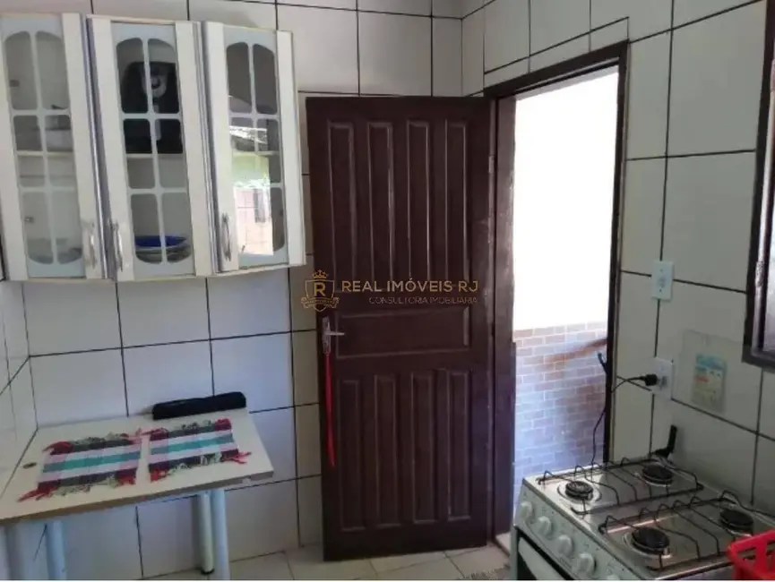 Foto 7 de Casa com 3 quartos à venda, 200m2 em Angra Dos Reis - RJ