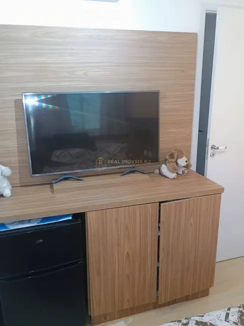 Apartamento com 3 quartos à venda e para alugar, 75m2 em Camorim, Rio De Janeiro - RJ - imagem 3 Foto 3 de Apartamento com 3 quartos à venda e para alugar, 75m2 em Camorim, Rio De Janeiro - RJ