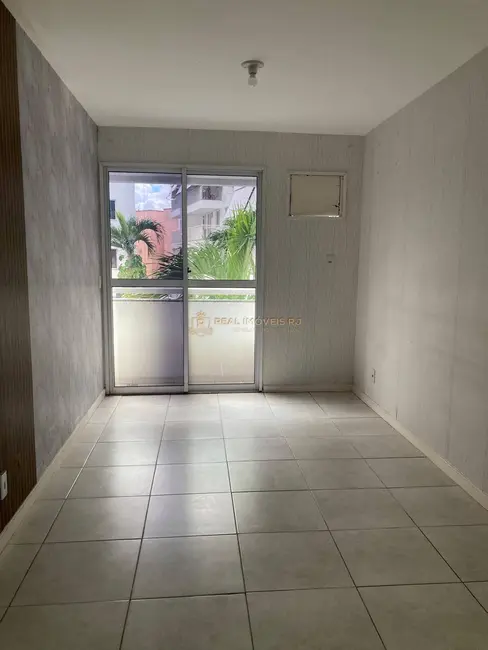 Apartamento com 2 quartos à venda, 65m2 em Vila Valqueire, Rio De Janeiro - RJ - imagem 3 Foto 3 de Apartamento com 2 quartos à venda, 65m2 em Vila Valqueire, Rio De Janeiro - RJ