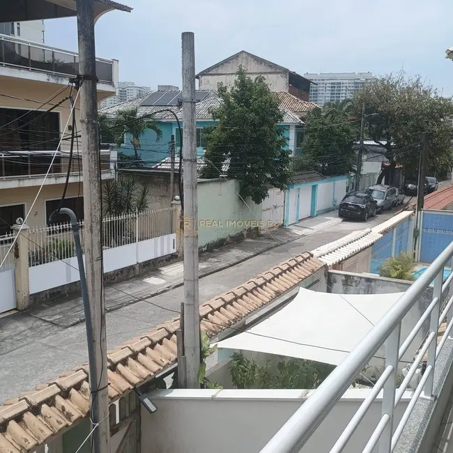 Foto 3 de Casa com 3 quartos para alugar, 250m2 em Rio De Janeiro - RJ