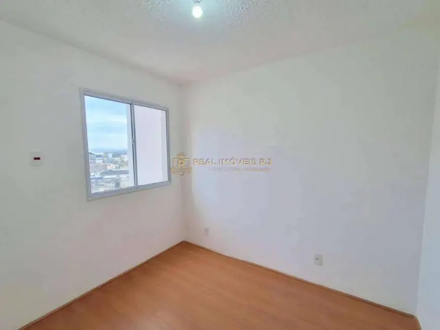 Foto 4 de Apartamento com 2 quartos à venda, 43m2 em Bonsucesso, Rio De Janeiro - RJ