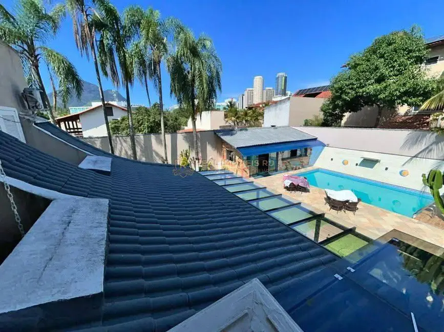 Foto 1 de Casa com 5 quartos à venda, 716m2 em Barra da Tijuca, Rio De Janeiro - RJ