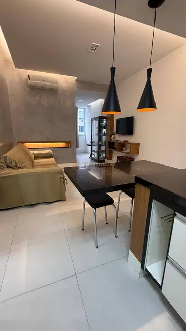 Foto 6 de Apartamento com 2 quartos à venda, 55m2 em Copacabana, Rio De Janeiro - RJ
