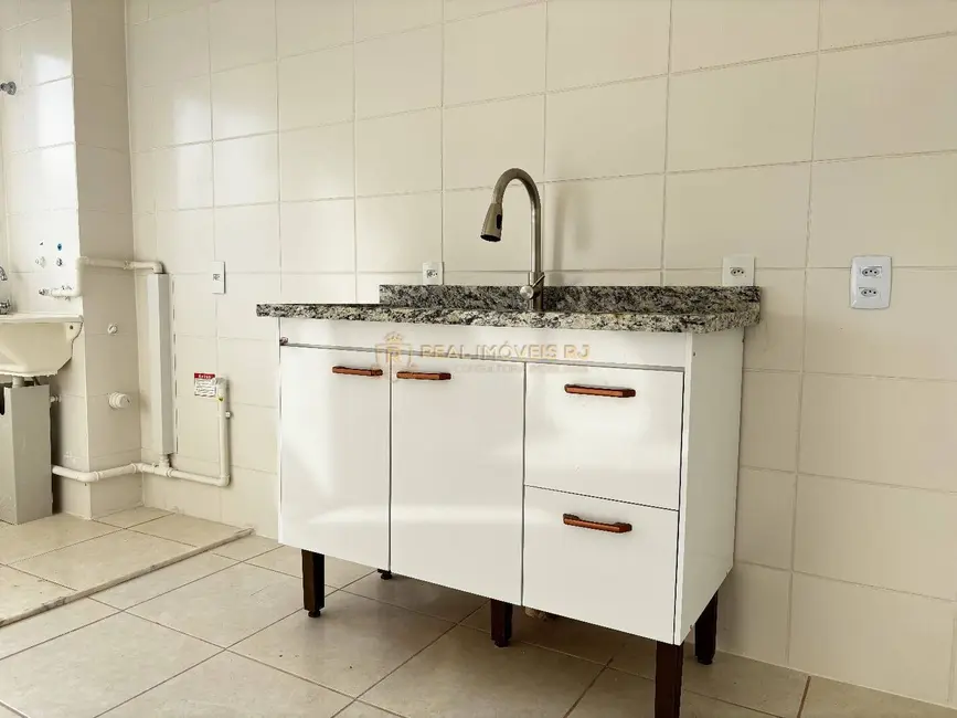 Foto 4 de Apartamento com 2 quartos à venda, 45m2 em Curicica, Rio De Janeiro - RJ