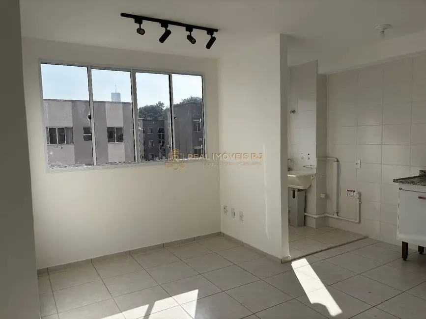 Foto 2 de Apartamento com 2 quartos à venda, 45m2 em Curicica, Rio De Janeiro - RJ