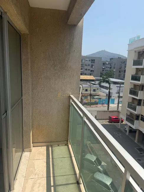 Foto 2 de Apartamento com 2 quartos à venda, 60m2 em Taquara, Rio De Janeiro - RJ