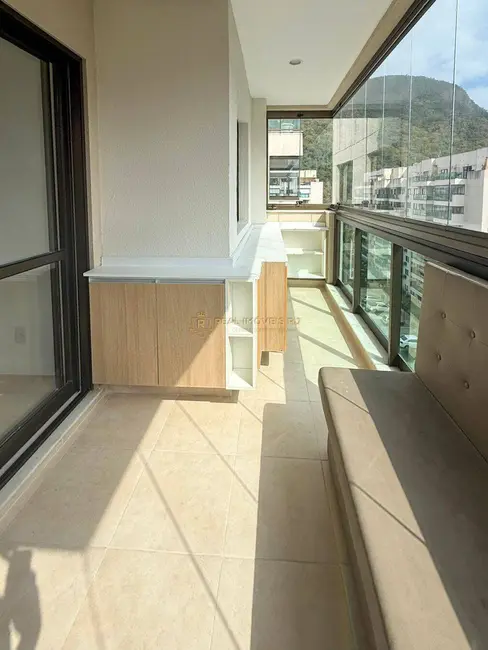 Foto 4 de Apartamento com 2 quartos à venda, 66m2 em Recreio dos Bandeirantes, Rio De Janeiro - RJ