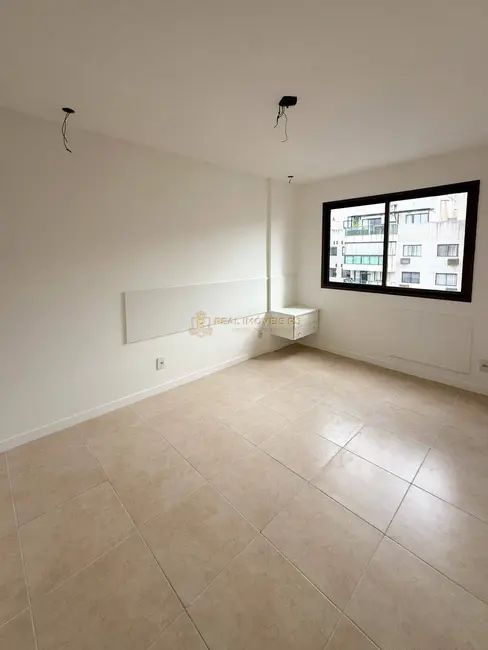 Foto 5 de Apartamento com 2 quartos à venda, 66m2 em Recreio dos Bandeirantes, Rio De Janeiro - RJ