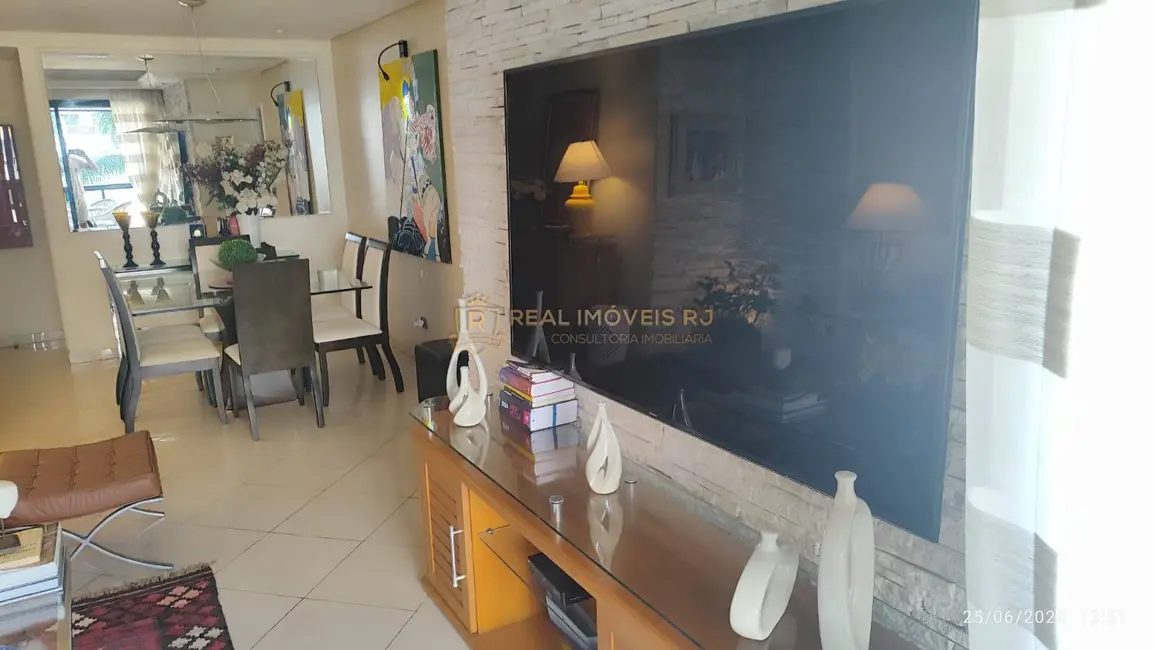Apartamento com 4 quartos à venda, 138m2 em Barra da Tijuca, Rio De Janeiro - RJ - imagem 3 Foto 3 de Apartamento com 4 quartos à venda, 138m2 em Barra da Tijuca, Rio De Janeiro - RJ
