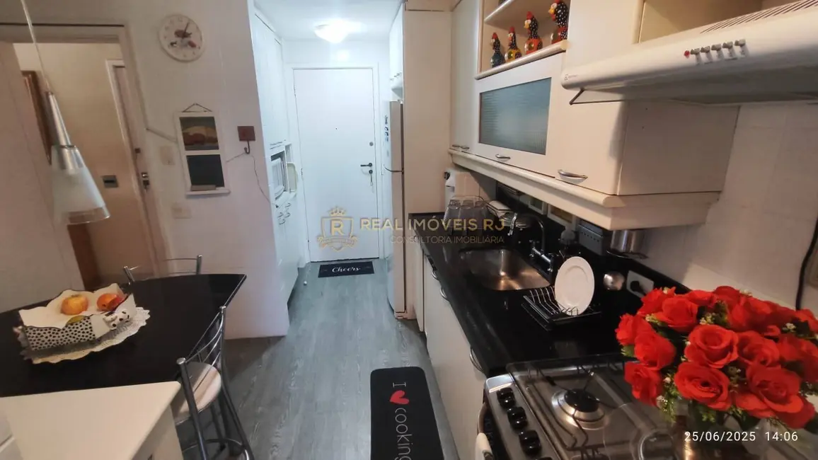 Apartamento com 4 quartos à venda, 138m2 em Barra da Tijuca, Rio De Janeiro - RJ - imagem 4 Foto 4 de Apartamento com 4 quartos à venda, 138m2 em Barra da Tijuca, Rio De Janeiro - RJ