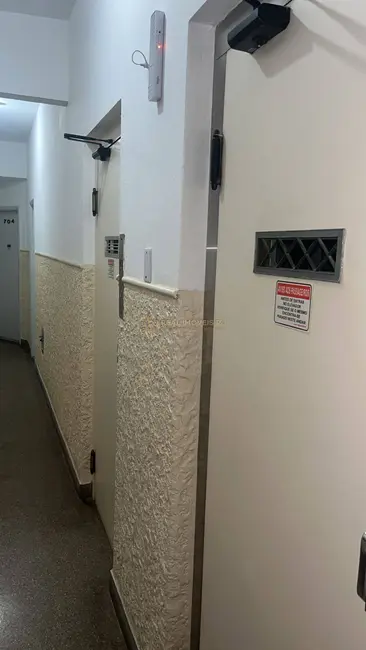 Foto 4 de Apartamento com 3 quartos à venda, 75m2 em Copacabana, Rio De Janeiro - RJ