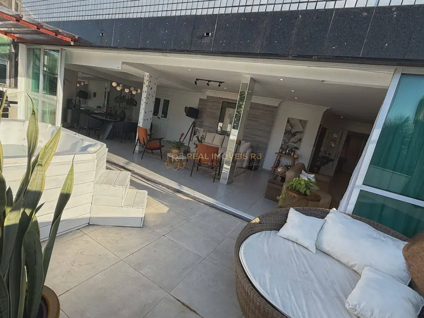 Foto 2 de Cobertura com 4 quartos para alugar em Barra da Tijuca, Rio De Janeiro - RJ