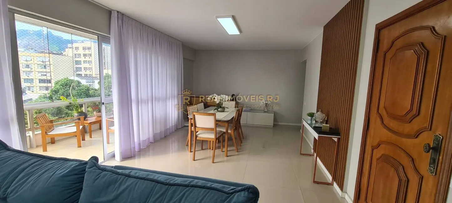 Apartamento com 3 quartos à venda e para alugar, 156m2 em Tijuca, Rio De Janeiro - RJ - imagem 5 Foto 5 de Apartamento com 3 quartos à venda e para alugar, 156m2 em Tijuca, Rio De Janeiro - RJ