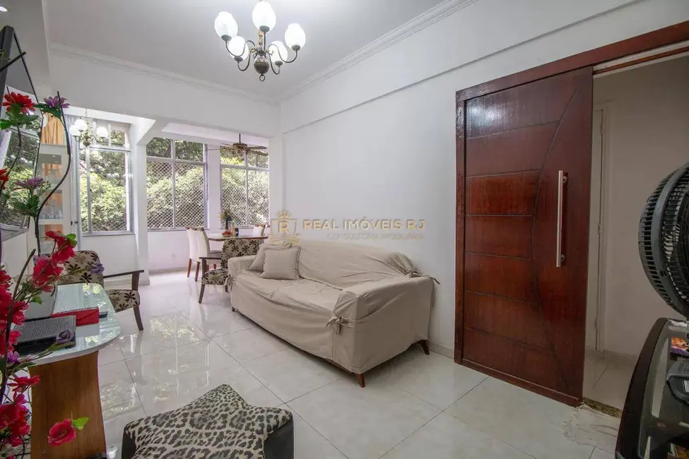 Foto 2 de Apartamento com 2 quartos à venda, 80m2 em Tijuca, Rio De Janeiro - RJ