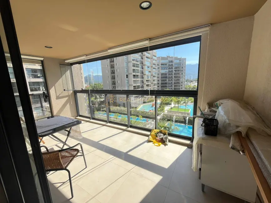 Apartamento com 3 quartos à venda, 106m2 em Barra da Tijuca, Rio De Janeiro - RJ - imagem 3 Foto 3 de Apartamento com 3 quartos à venda, 106m2 em Barra da Tijuca, Rio De Janeiro - RJ