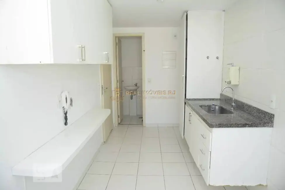 Foto 2 de Apartamento com 4 quartos à venda, 98m2 em Jacarepaguá, Rio De Janeiro - RJ