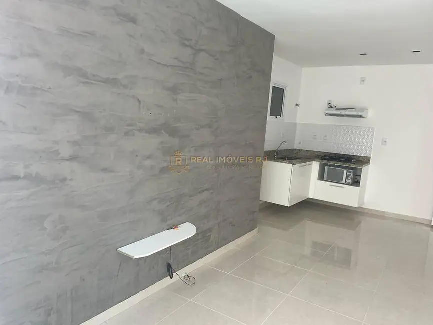 Foto 2 de Apartamento com 1 quarto à venda, 50m2 em Taquara, Rio De Janeiro - RJ